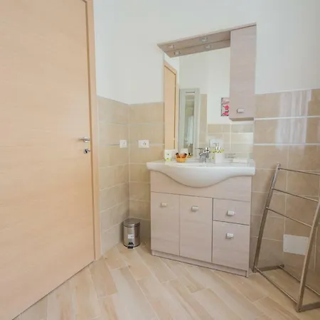 Family Apartment London Verona Exterior photo